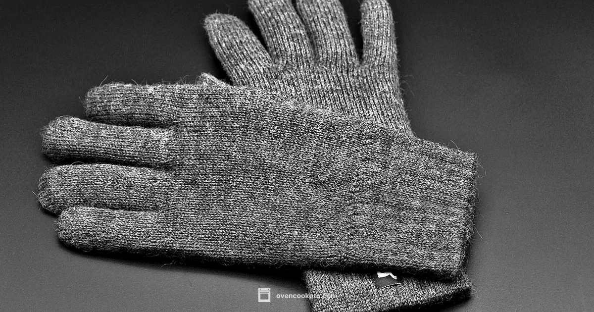 Dexterous Oven Gloves - Oven Cook Pro
