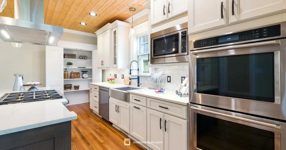 Oven vs Microwave - Oven Cook Pro